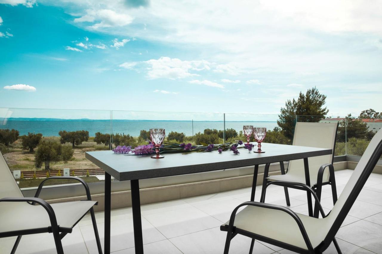 Le Grand Reve Aparthotel Gerakini Exterior photo